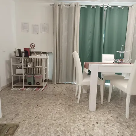 Little Verona